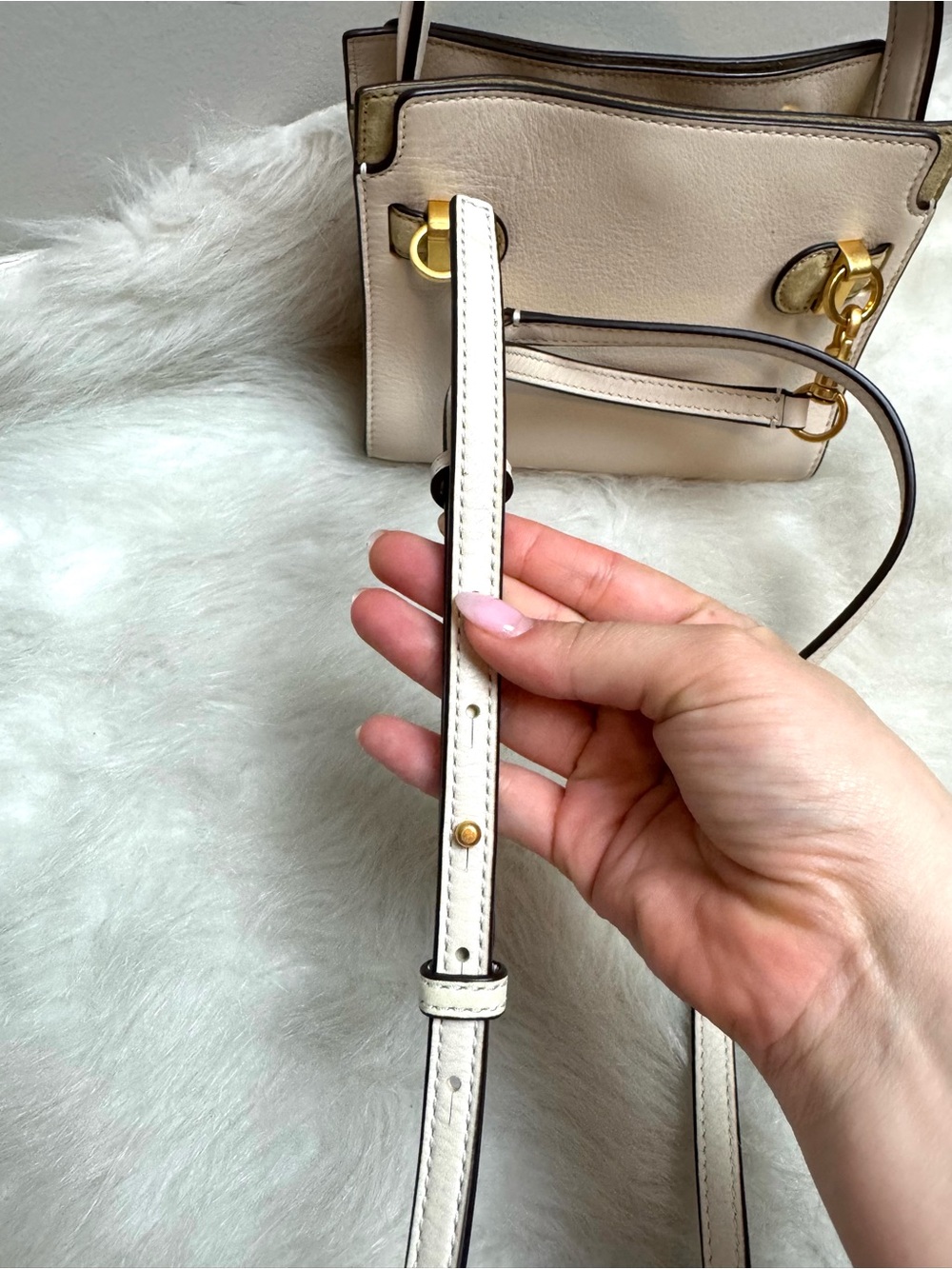 Tory Burch Petite Lee Radziwill Leather Suede Bag - Picture 9 of 12